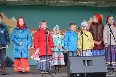 Духов день в Суконной слободе: этнофестиваль, уроки культуры и народные  забавы 05.06.2017 - KazanFirst картинки