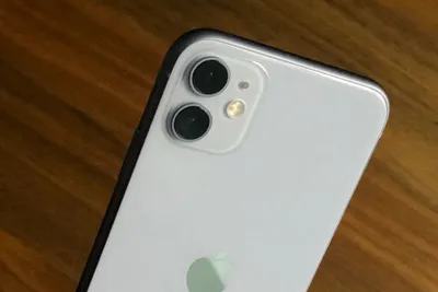 iPhone 11. Сага о новой камере Каким получился новый недорогой айфон. Обзор  «Медузы» — Meduza картинки