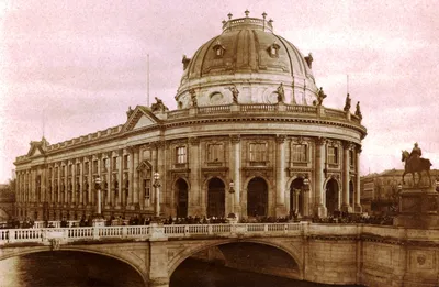 Берлин. Музейный остров. Музей Боде — Bode-Museum и Монетный кабинет —  Münzkabinett. — Direkt aus Berlin — Прямо из Берлина — Direct from Berlin картинки