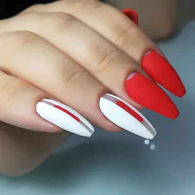 Нарощенные ногти: 100 ЛУЧШИХ идей и новинок дизайна 2020 на фото | Red  acrylic nails, Red nails, Simple nail art designs картинки