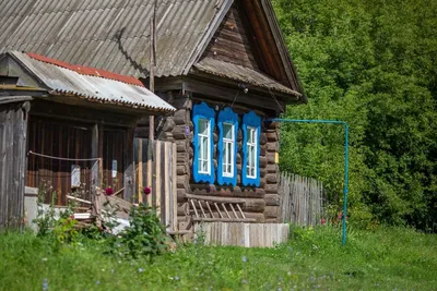 Домик в деревне: фото, изображения и картинки картинки