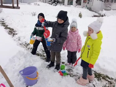 📍Детские игры на улице зимой: во что поиграть на свежем воздухе | Где мои  дети | Дзен картинки