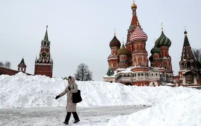 Москва зимой» — создано в Шедевруме картинки