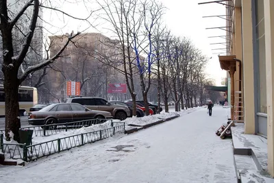 Москва📸 Куда пойти? on Instagram: “Зима в Москве начнется вовремя❄️ 1  декабря температура снизится вплоть до -6 градусов, а влага на дор… | Зима,  Москва, Новый год картинки