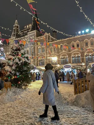 Москва, Кремлевская набережная зимой. Лед на Москве реке Stock Photo |  Adobe Stock картинки